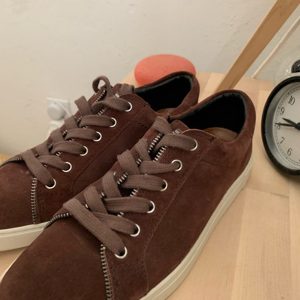 In Perfect Condition. Only Tried On Once. - image 3